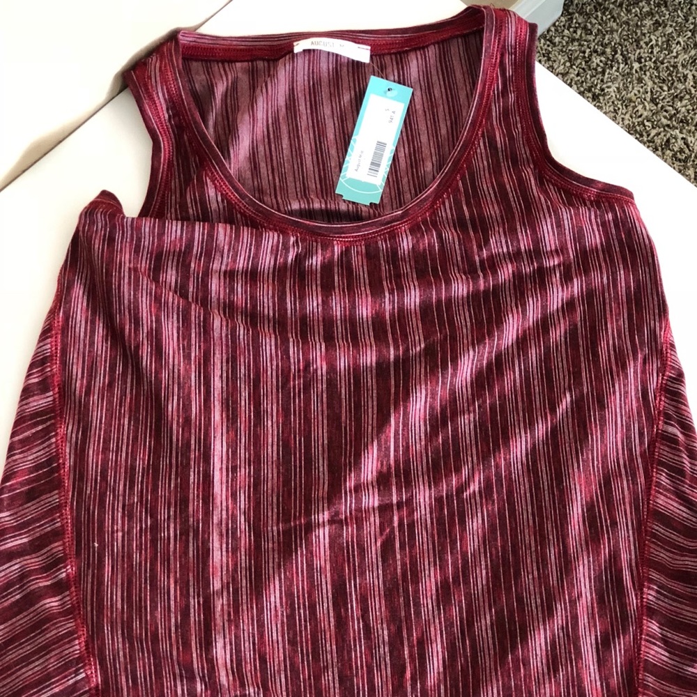 August mist tank top